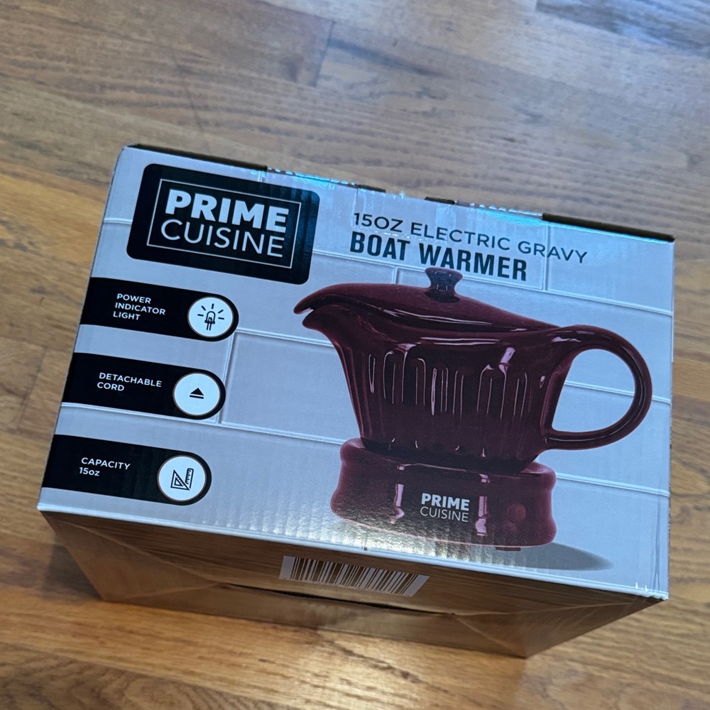 Electric Gravy Boat Warmer in Burgundy